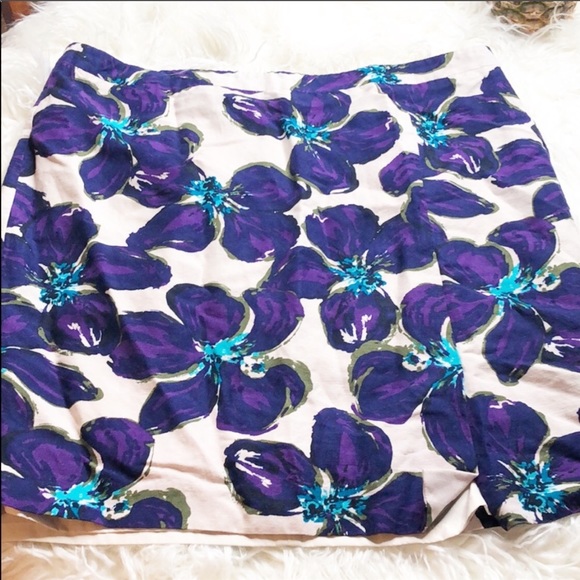 LOFT Dresses & Skirts - 🌵 Ann Taylor loft floral skirt sz 16